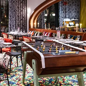 3* فندق Mama Shelter