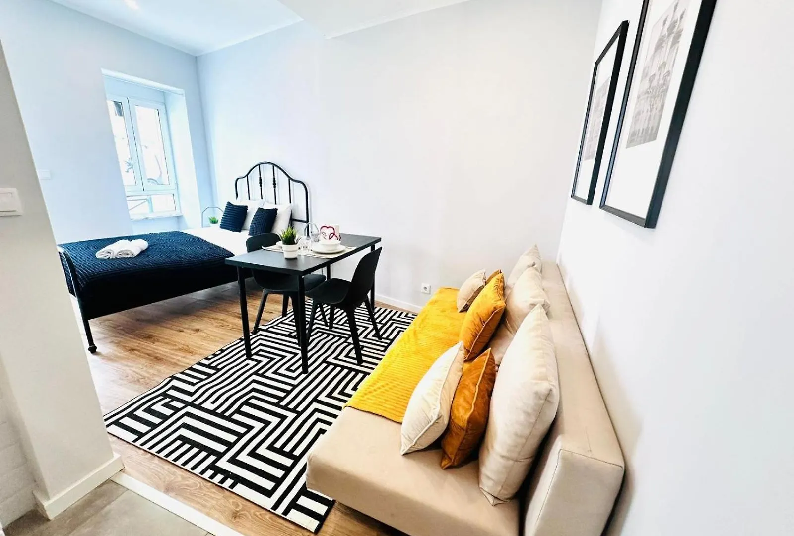 Mary Yellow - No Rc - Studio & Loft Lisbon Apartment